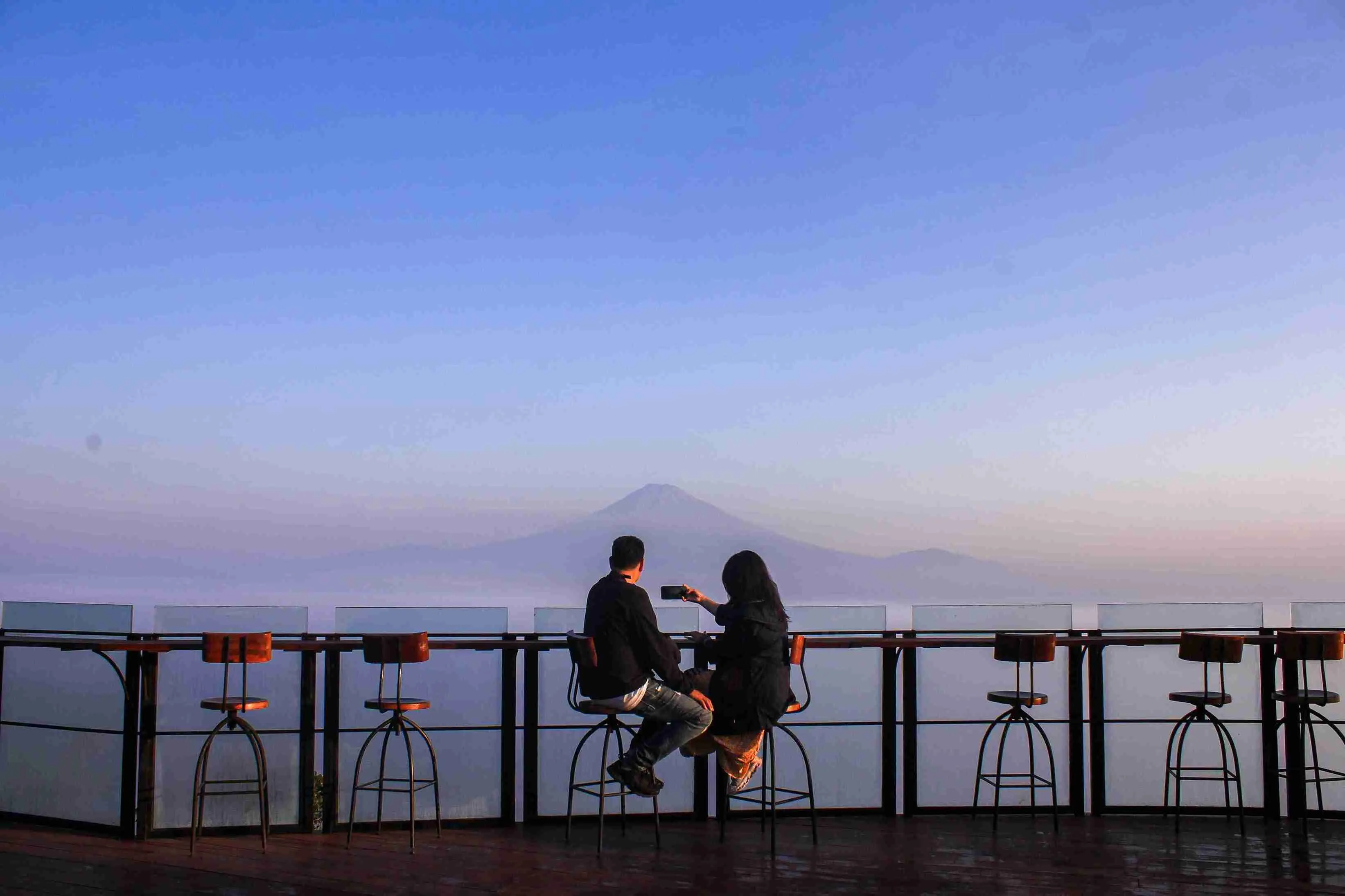 Sunrise Enam Langit Tour