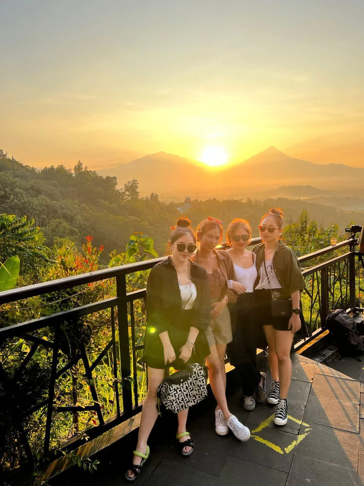 Sunrise Putuk Setumbu Tour